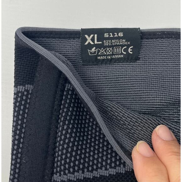 McDavid 5116 Gel Knee Sleeve Size XL Pre-Owned in good condition - Picture 3 of 8